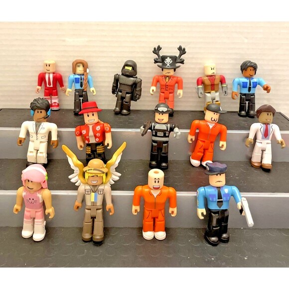 R0BL0X Toys Action Mini Figures Lot Of 15 Celebrities No Codes Mixed Figure Lot - Picture 1 of 10